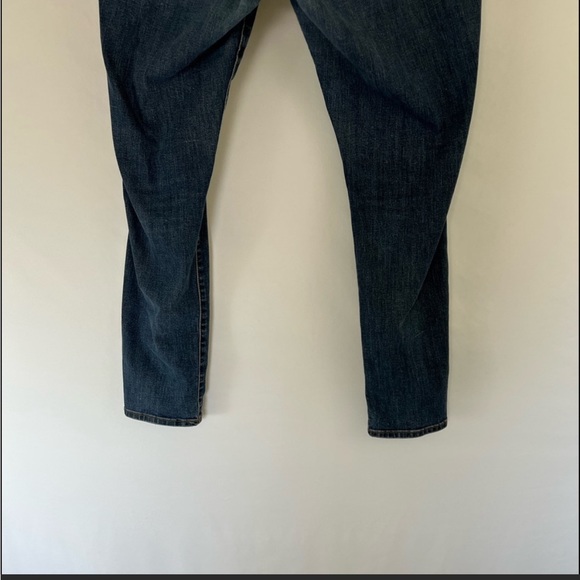 Old Navy Jeans - Picture 4 of 8